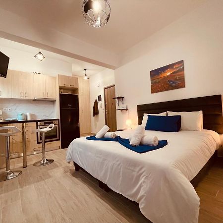 Diamond Apartment Atene Esterno foto